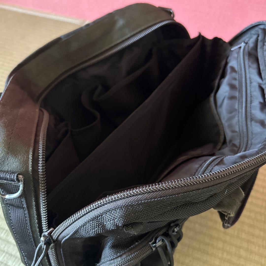 BRIEFING A4ライナー