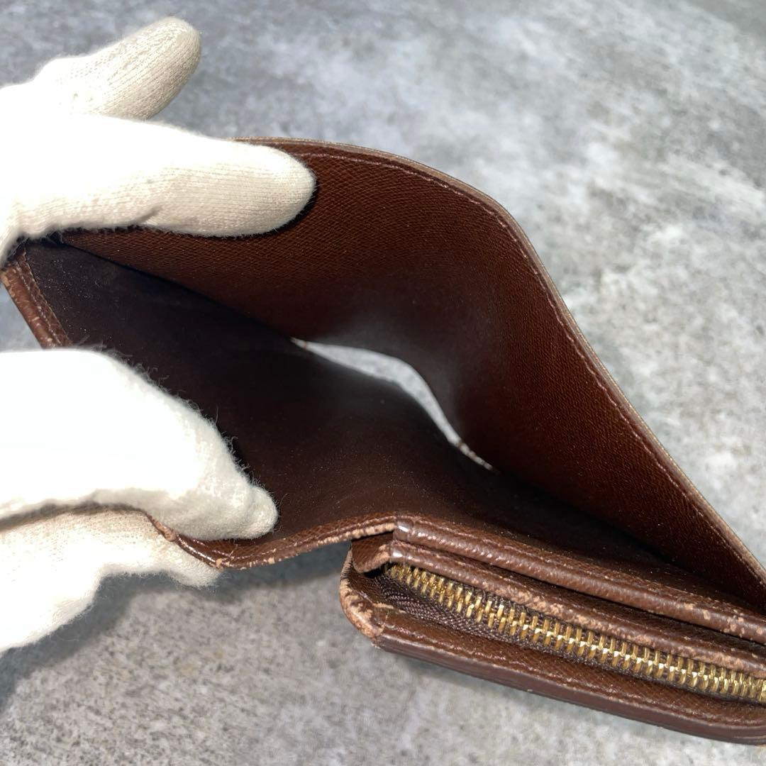 ルイヴィトン　ダミエ　折り財布　ラウンドファスナー　レザー　ブラウン　茶色