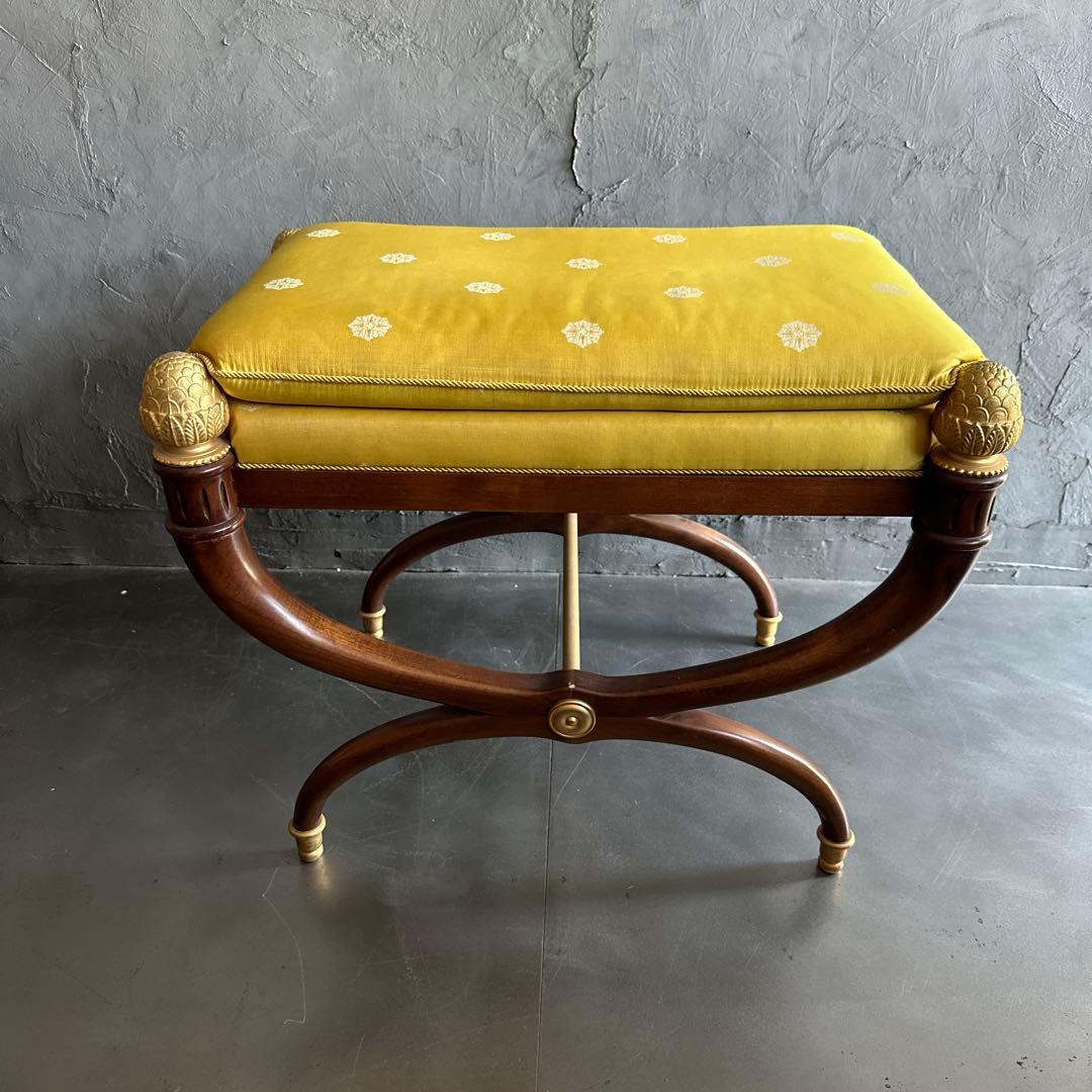 びっくりな瞬間的お値下げ❣️シノワズリなチェア　腰掛けに　スツール