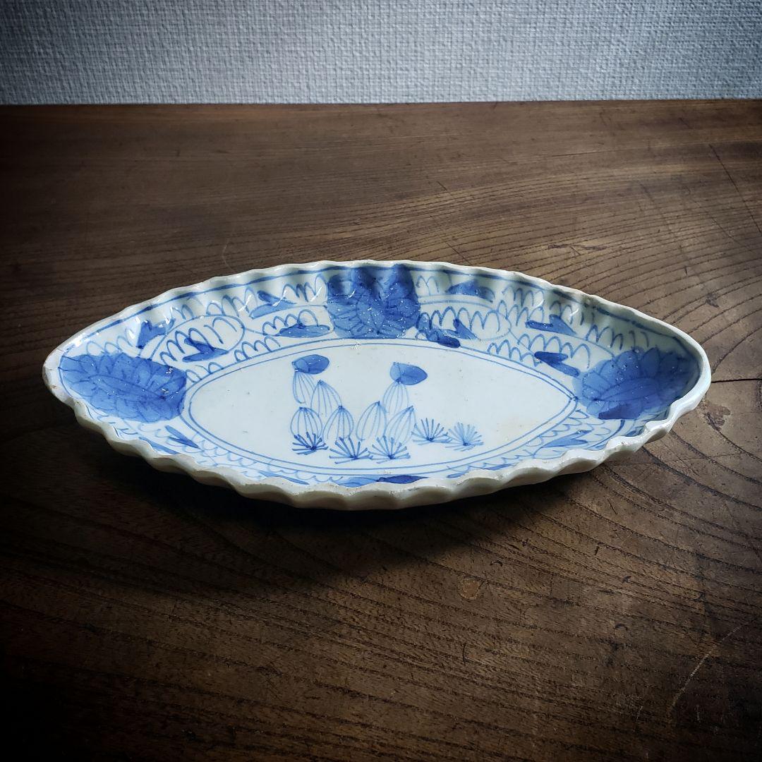 染付 楕円形 変形皿 砥草 訳あり 欠け 中国物 中国骨董 サボテン 微塵唐草