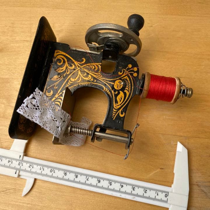 1900-20年　小さな　小さな　アンティーク　ミシン　アールヌーボー　ドイツ