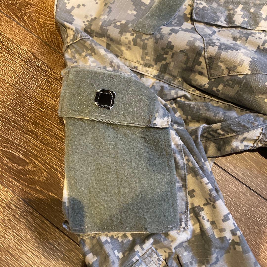 U.S払下げ迷彩服 長袖シャツ デジタル迷彩