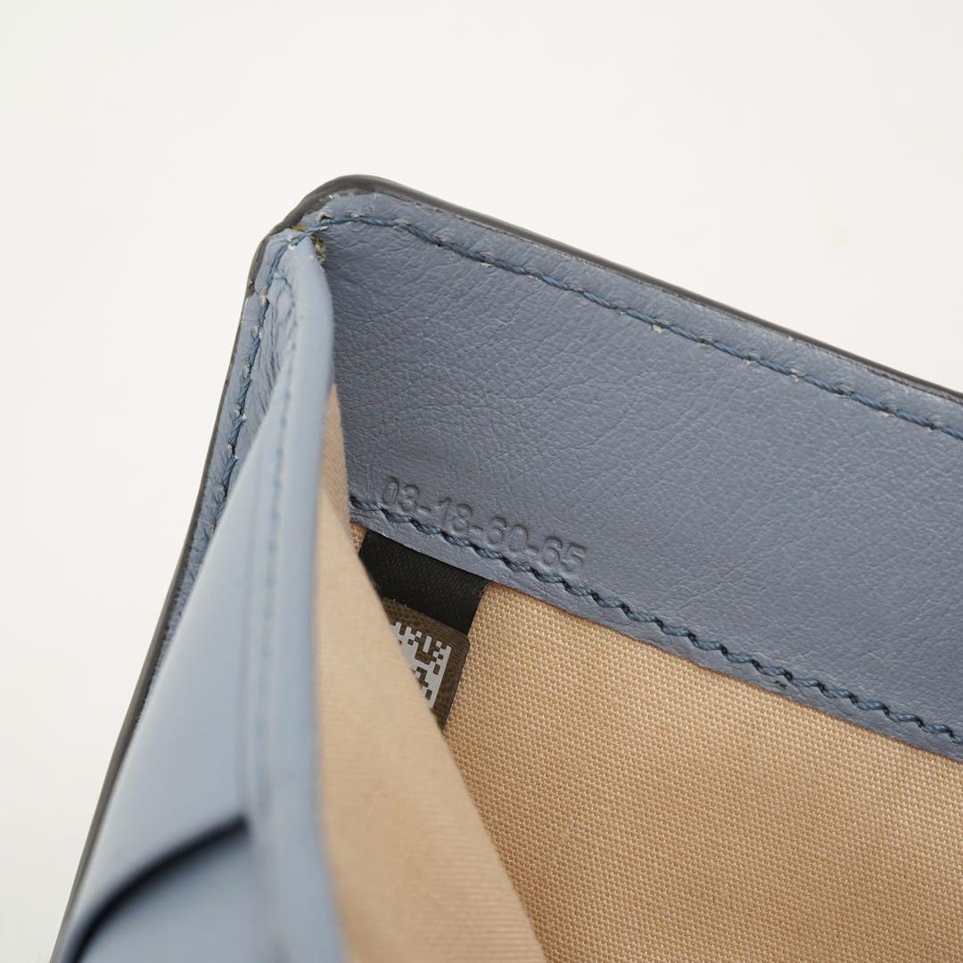 ✨極上美品✨　Chloe クロエ　三つ折り　アルファベット　Cチャーム