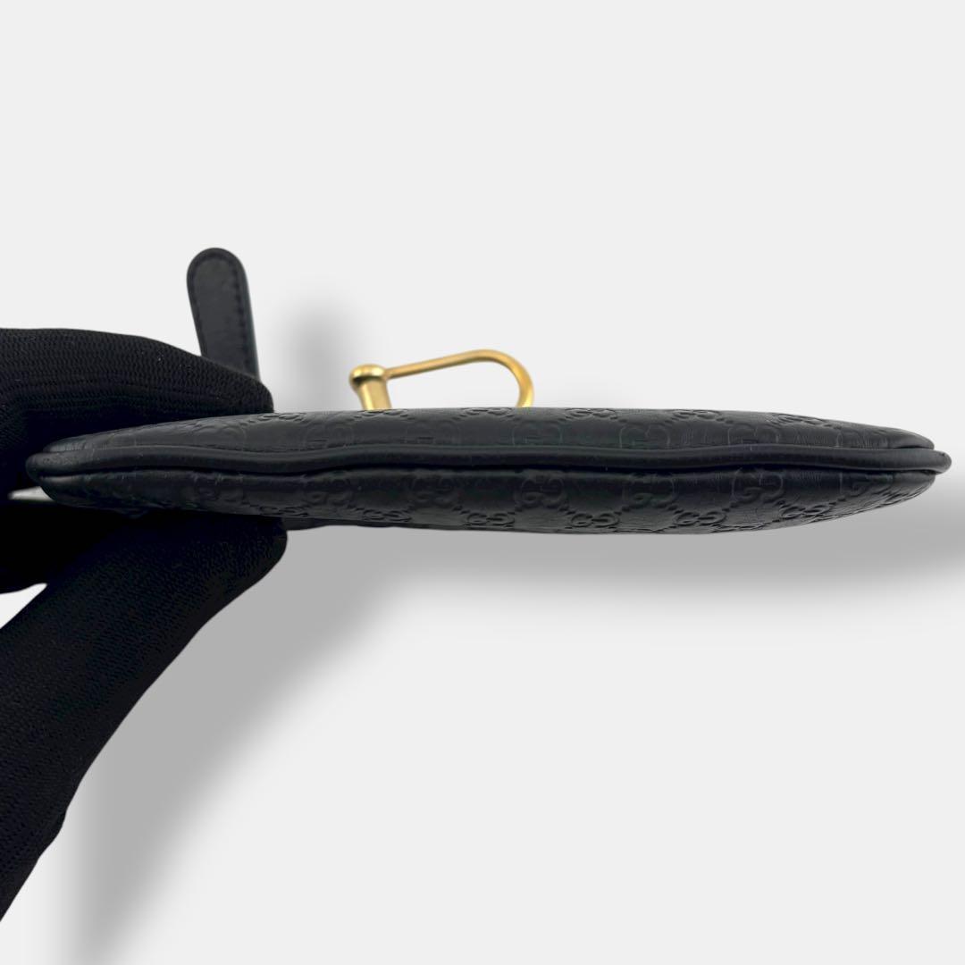 美品 グッチ　ケース マイクロシマ　ロゴプレート キーリング レザー 黒