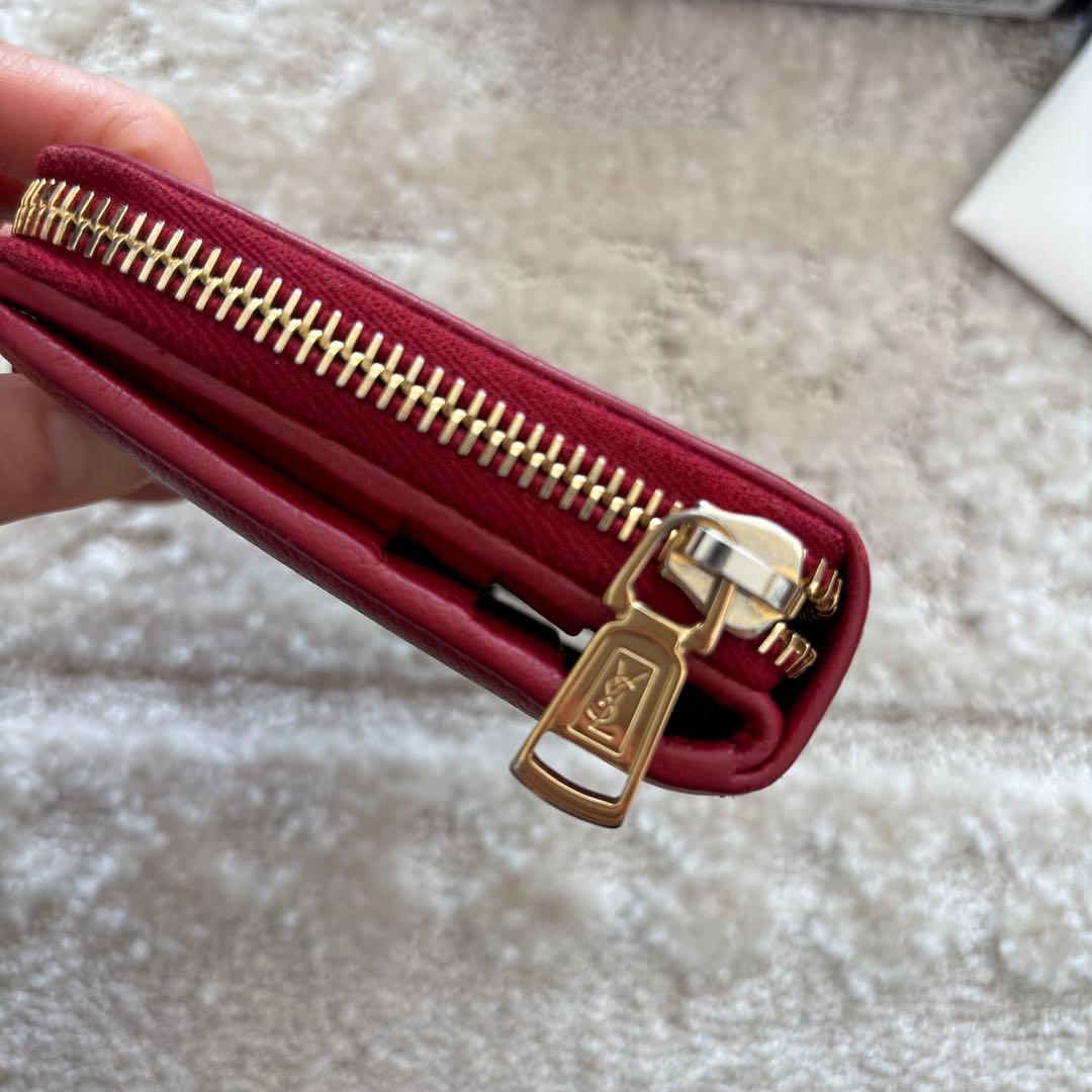 Yves Saint Laurent 二つ折り財布 レッド