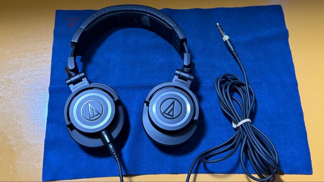 ヘッドホン audio-technica ATH-M50x