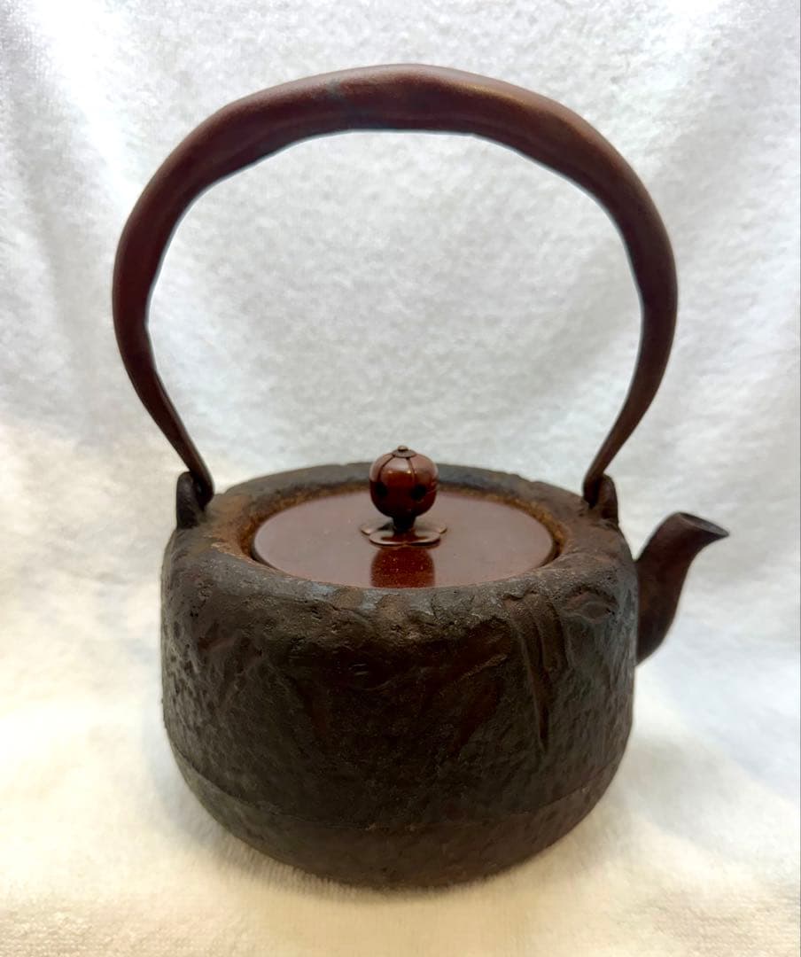 茶道具 鉄瓶 薬缶 ビンテージ レトロ 笹の葉模様【匿名配送】