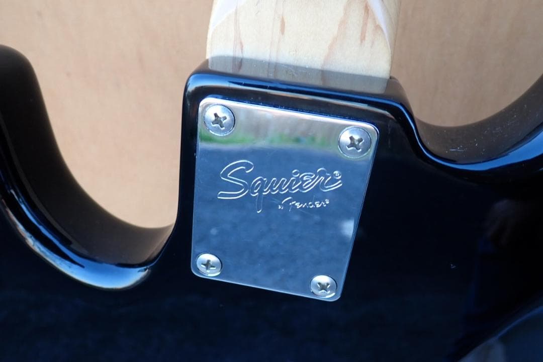 ベース 1250# SQUIER by Fender Affinity Jaz BASS