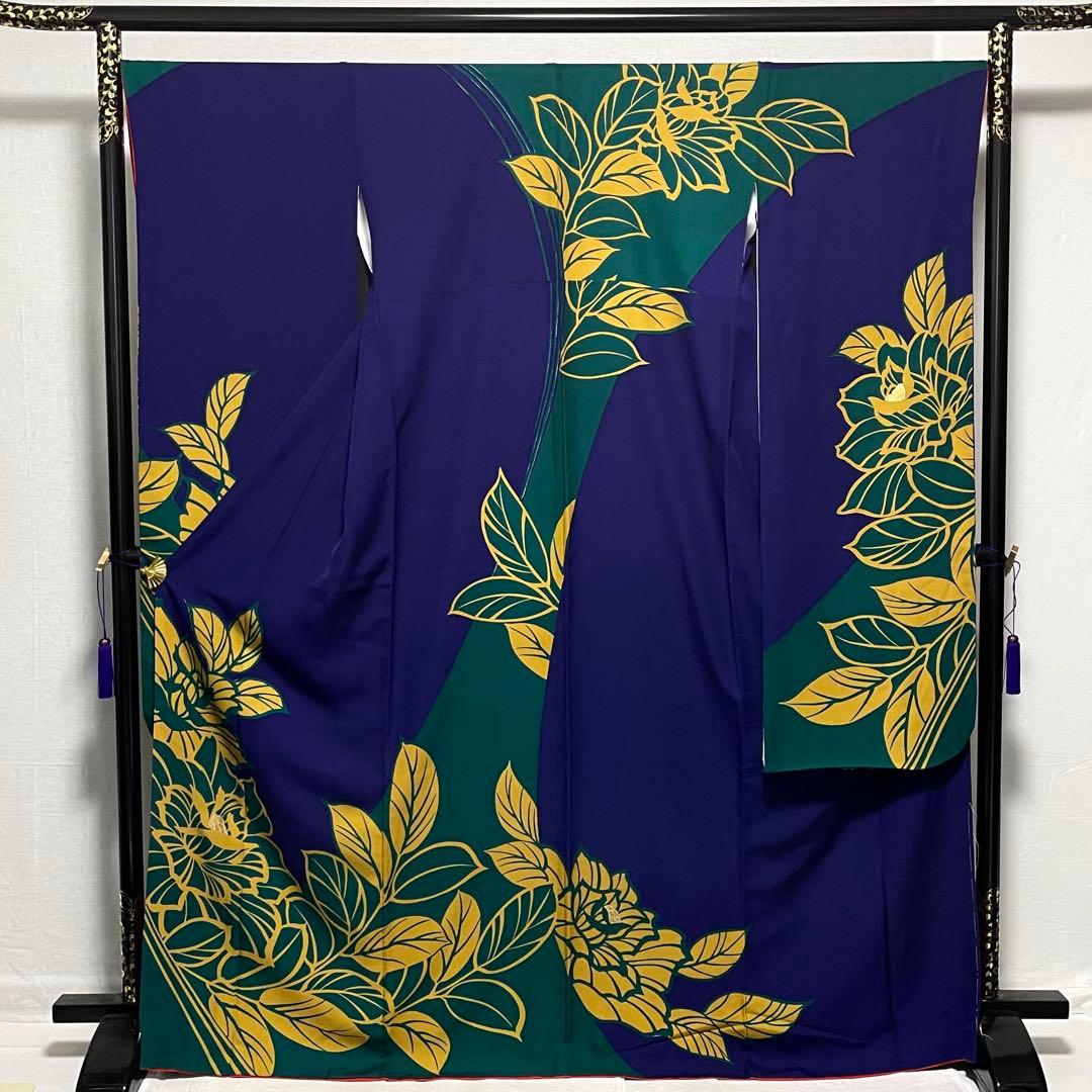 D768 振袖　大牡丹　金彩　正絹　着物　袷　極美品