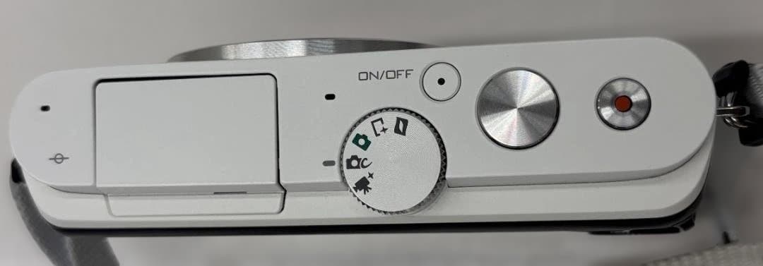 ニコン Nikon 1 J3 ミラーレス一眼レフカメラ 10-100mmレンズ