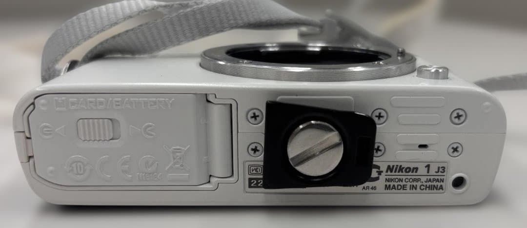 ニコン Nikon 1 J3 ミラーレス一眼レフカメラ 10-100mmレンズ