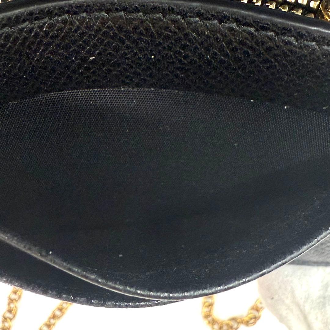 フェラガモ チェーンウォレット ガンチーニ ブラック