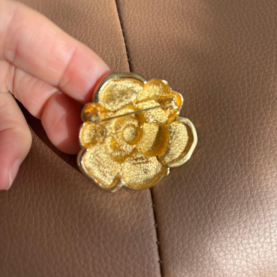 ディオール　ブローチ　バラ　花　ゴールド　ヴィンテージ