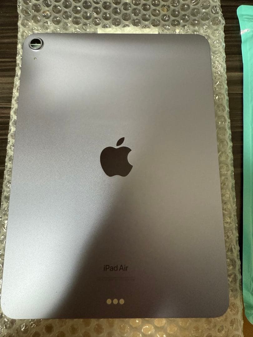 Apple iPad Air (第５世代) Wi-Fi 256GB パープル