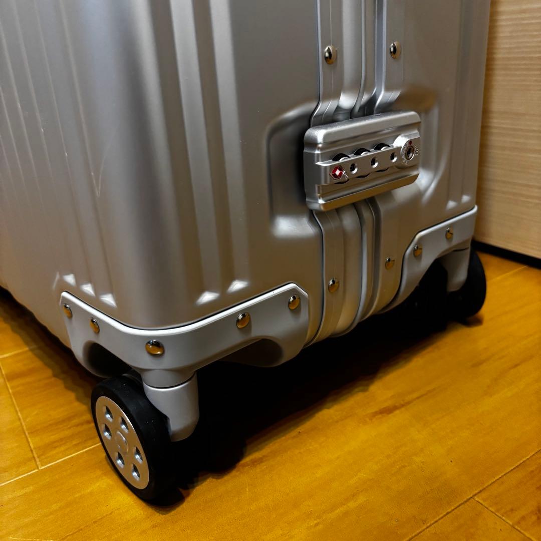 Mercedes-Benz キャリーケース 65リットル アルミボディ トラベル