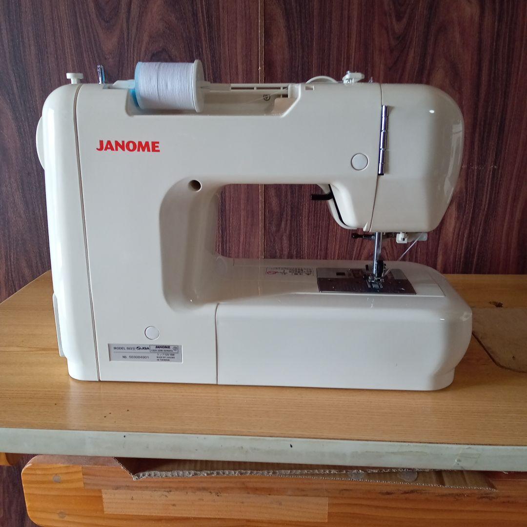 ジャノメ電子ミシン本体　ニュウモナーゼ　分解メンテナンス済み