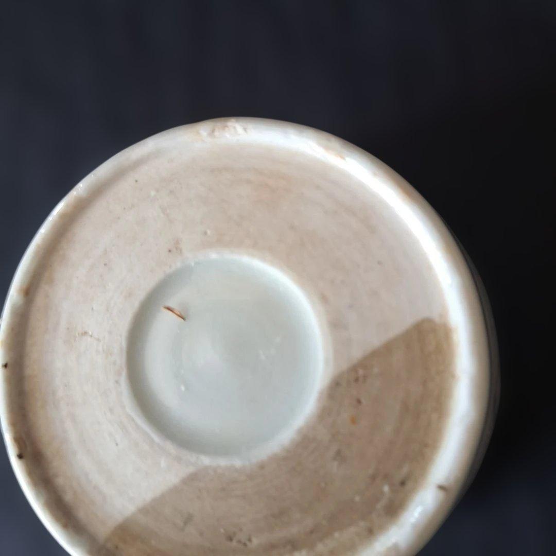 「すっきりデザイン 線と羊歯(しだ)」 古伊万里蕎麦猪口(直径7.5cm) 骨董