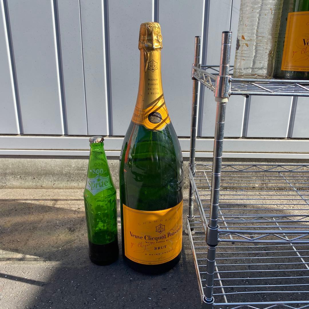 ヴーヴ・クリコ・ブリュット カラ瓶セット
