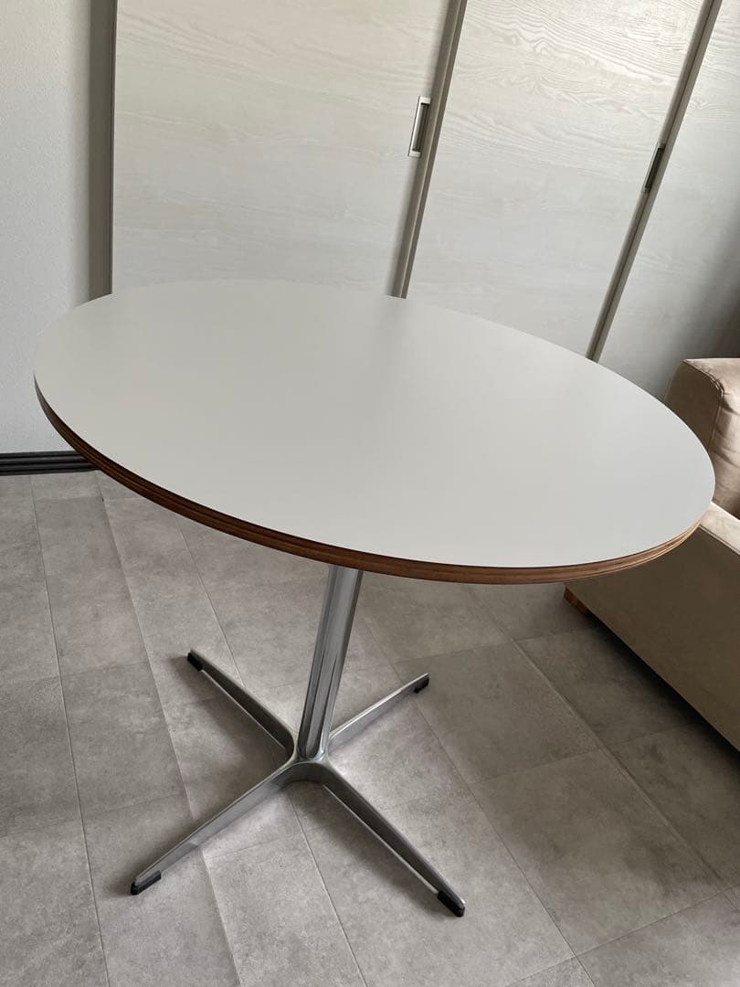 e*様 Branchpoint SMOO 丸型ダイニングテーブル 80cm