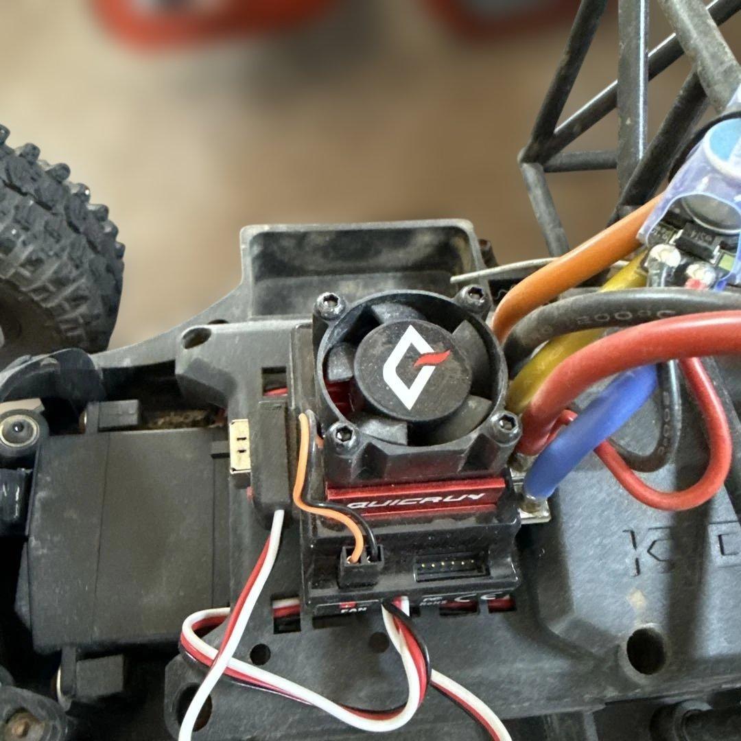 r*o様 KYOSHO Outlaw Rampage 赤 RCカー