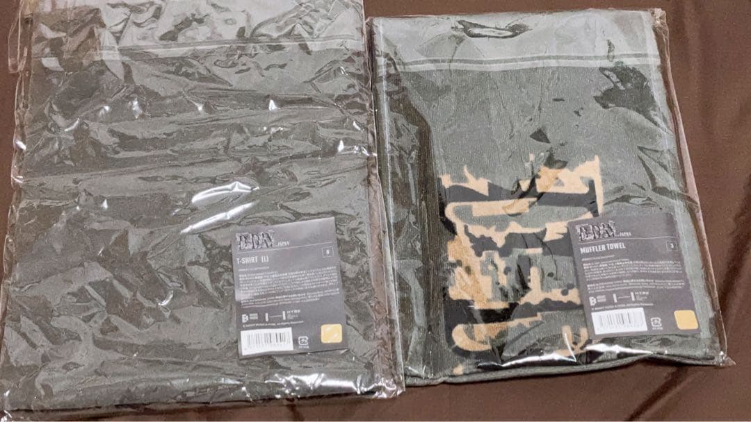 SUGA ツアーグッズ　Tシャツ　タオル