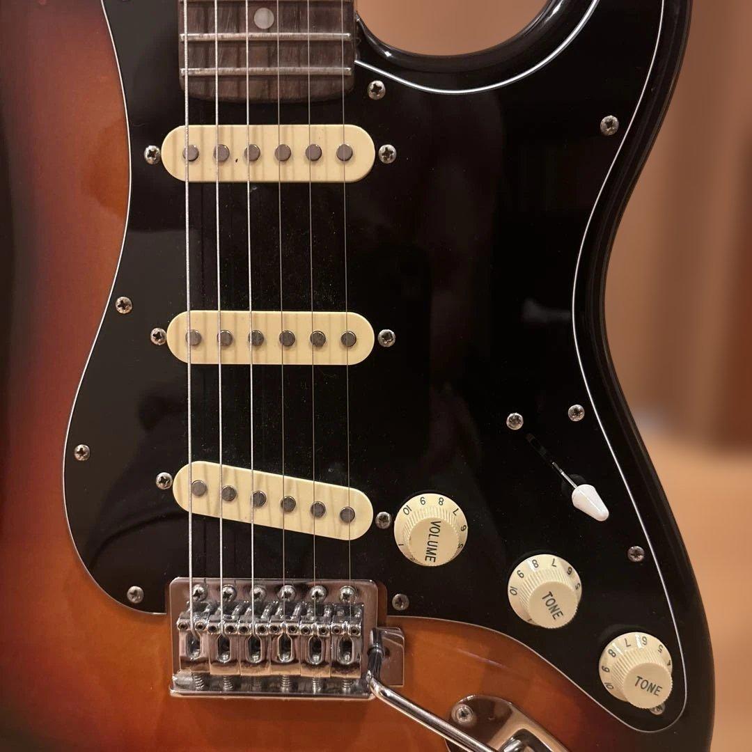 Bacchus Universe Series トレモロアーム付 新品弦張替済