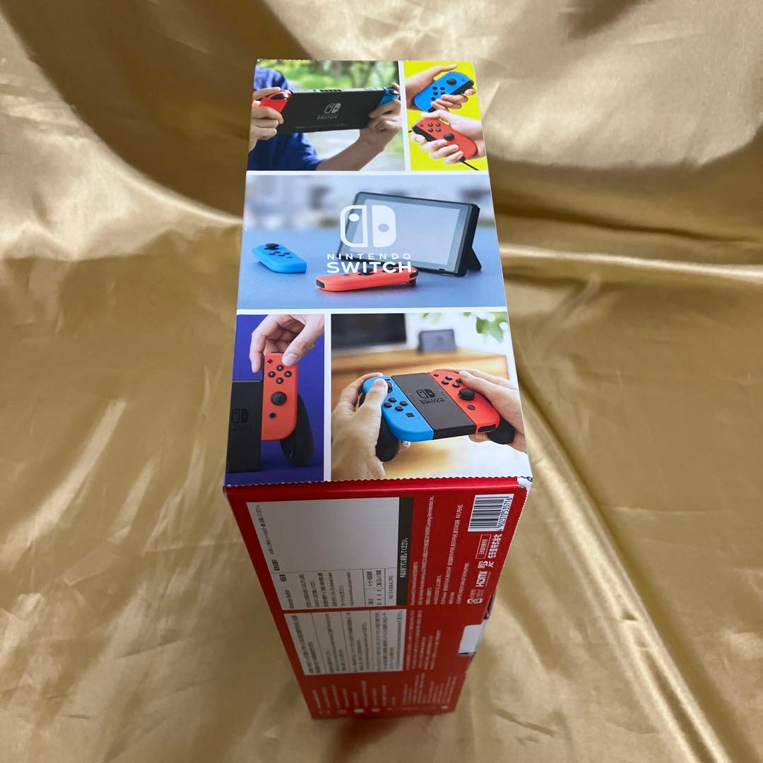 匿名配送　Nintendo Switch 本体　付属品完備