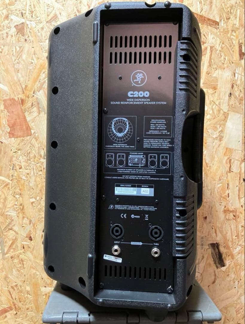 美品　Mackie (マッキー) C-200 PAスピーカー　②