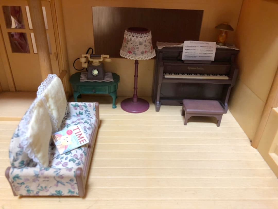 シルバニアファミリー　赤い屋根の大きなお家