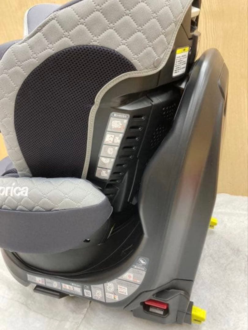 isofixフラディアグロウ アップリカ