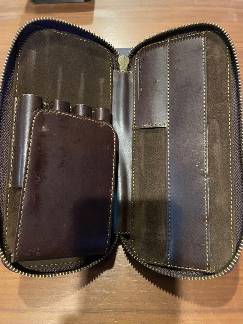 バハギア&クラフト　Bahagia&Craft ラウンドジップペンケース 値下げ