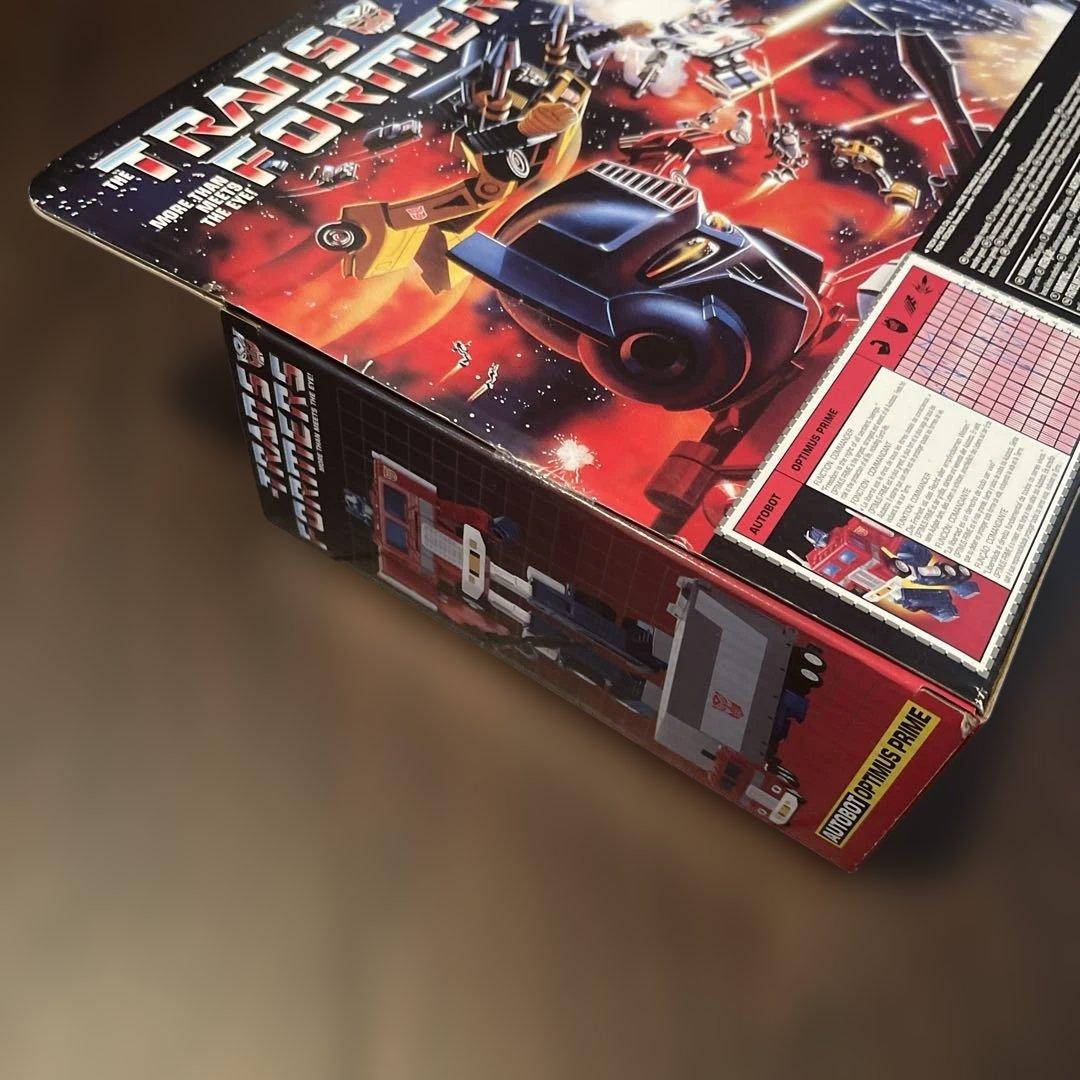 40周年　トランスフォーマー 新品未開封