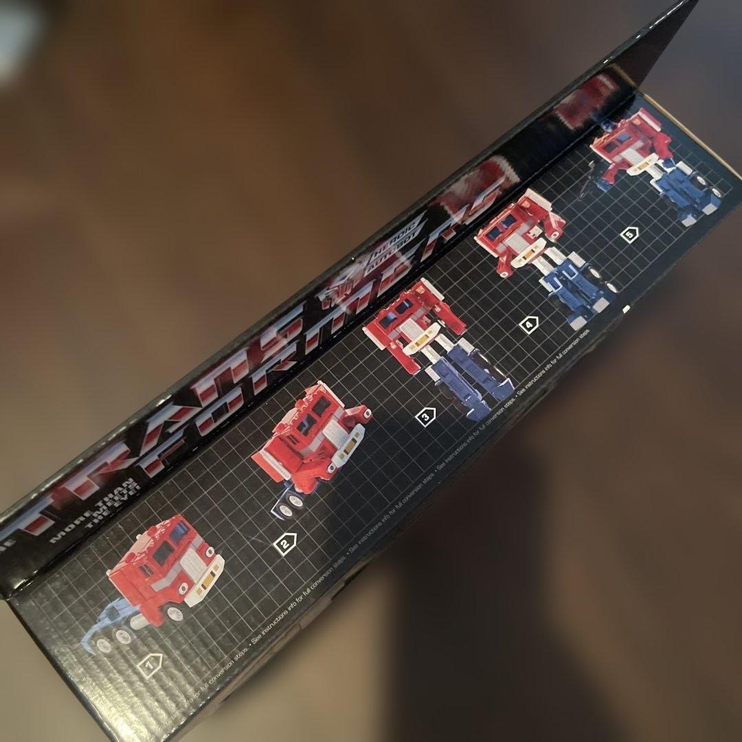 40周年　トランスフォーマー 新品未開封