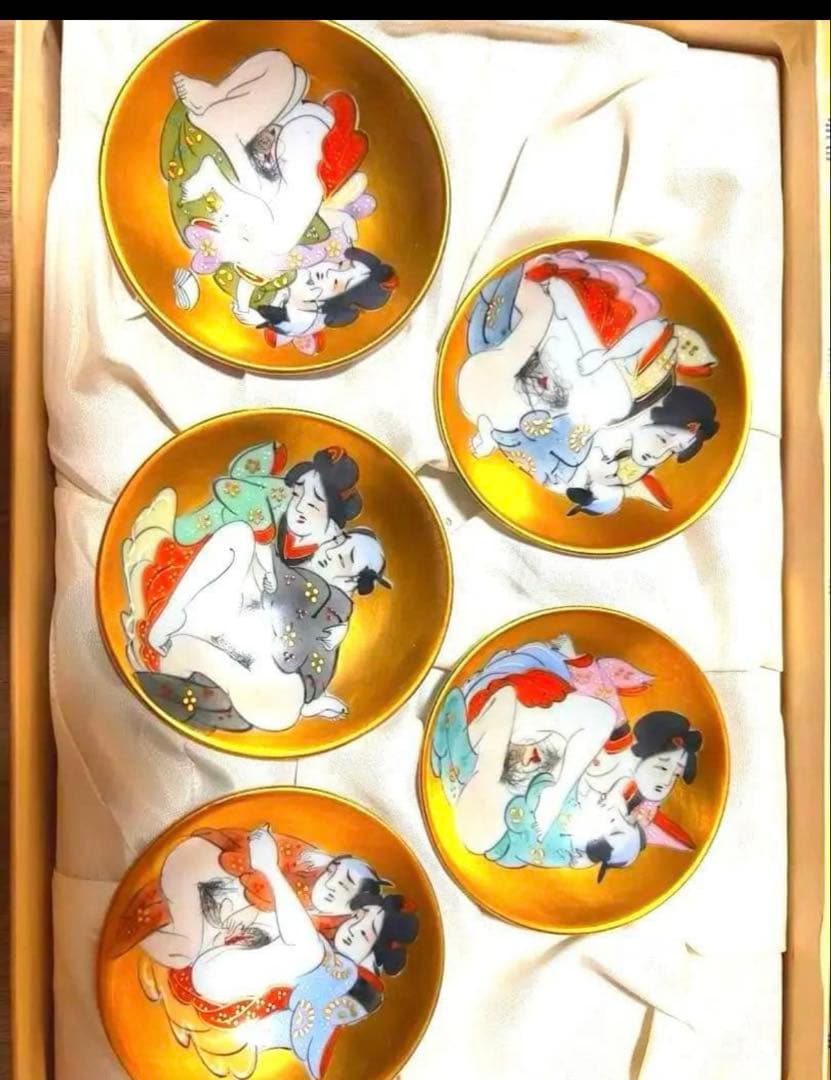 九谷焼金杯春画骨董品コレクション