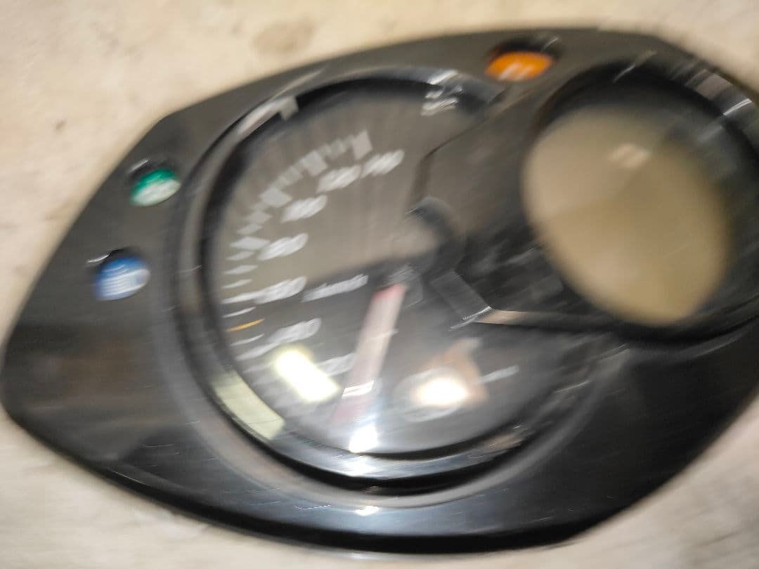 国内2型シグナスX 純正メーター