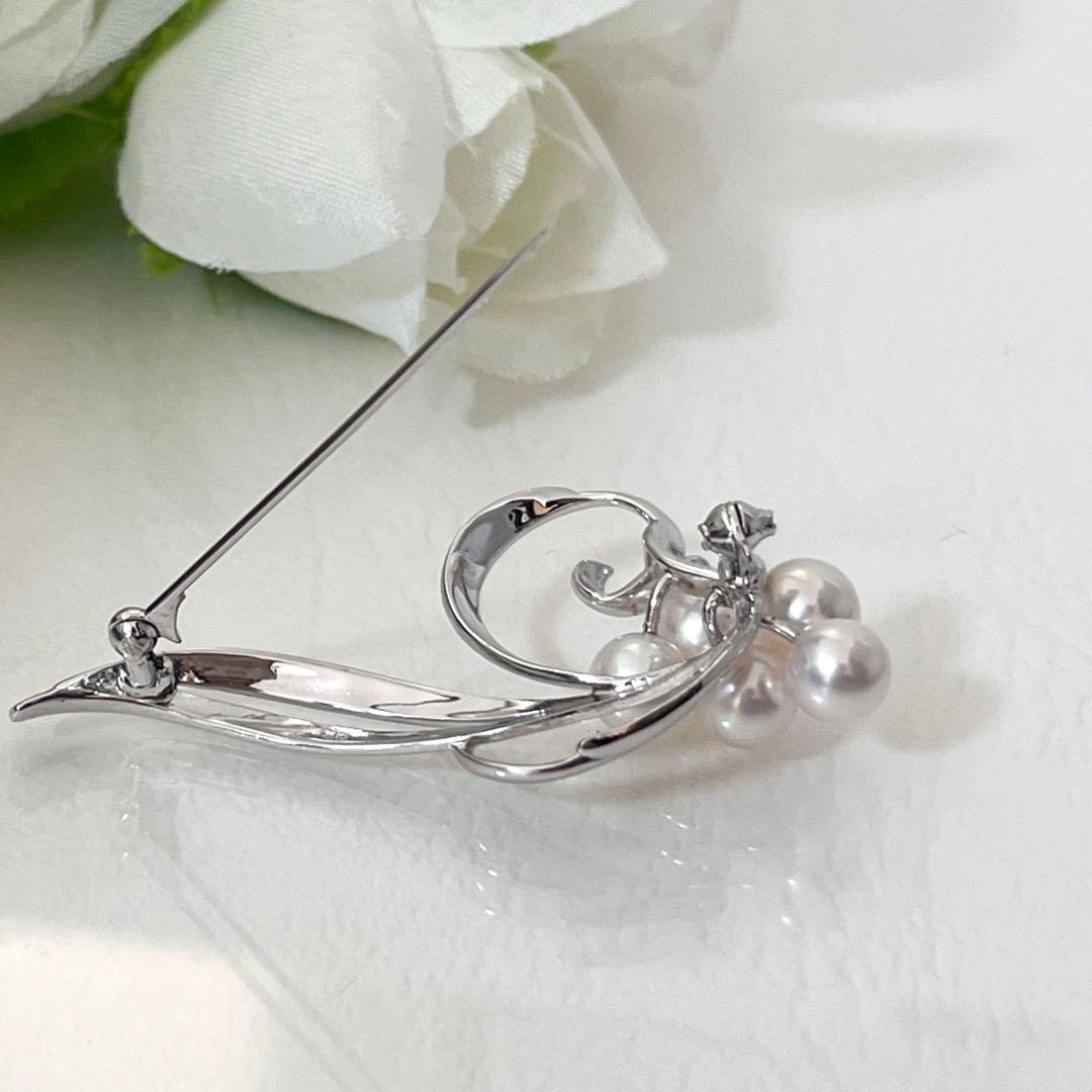 ☆美品☆ミキモト　5珠　シルバー　ブローチ　皇室御用達ブランド