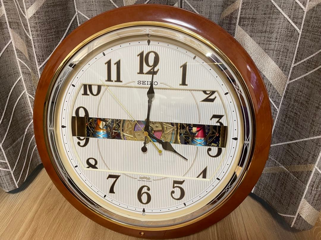 セイコー　SEIKO からくり時計　電波時計 RE559B