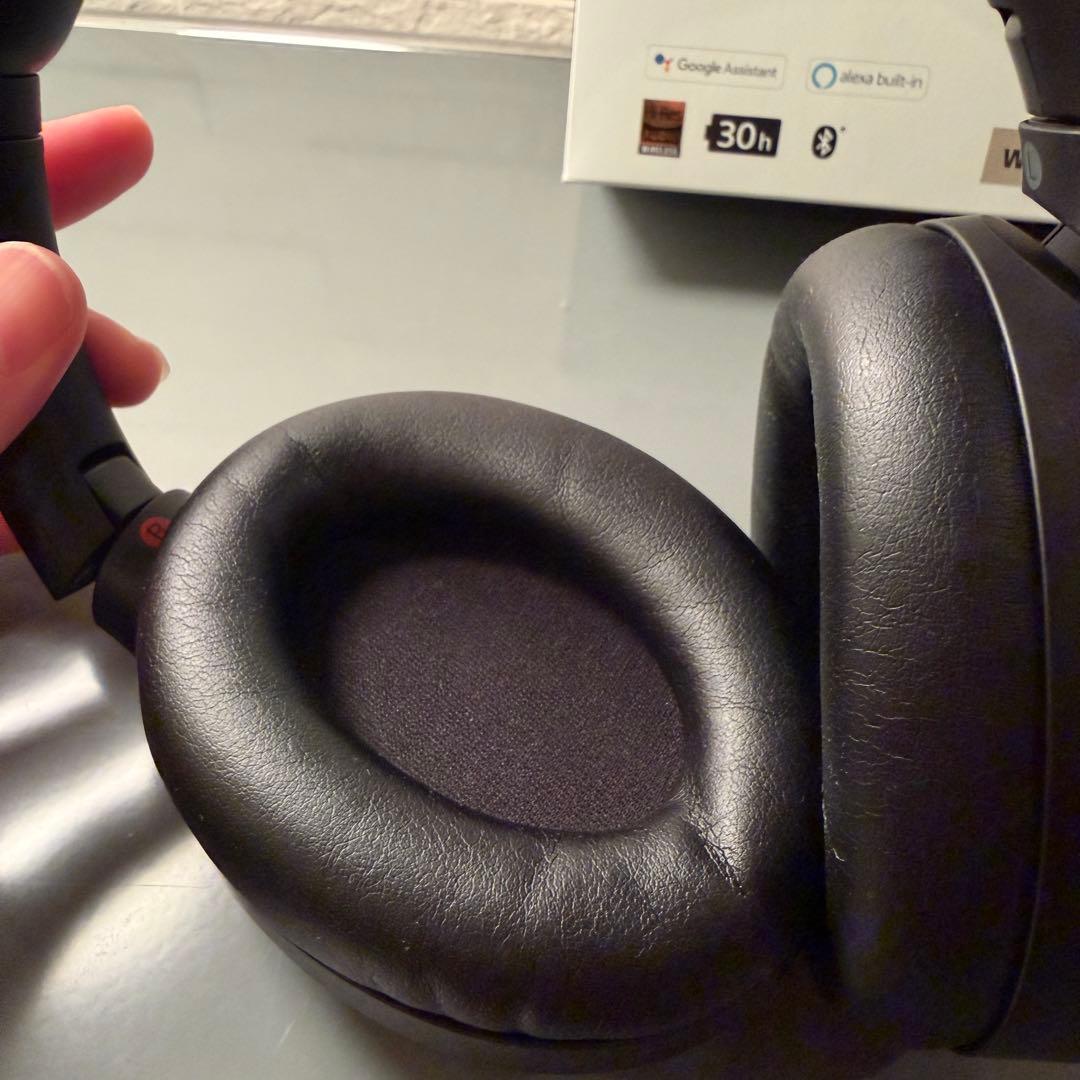 ソニー　WH-1000XM4 ほぼ未使用