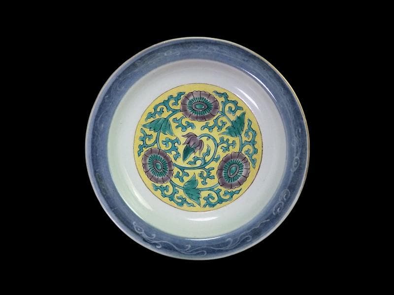 古伊万里　墨弾に雲龍　色絵　花に唐草の図　６寸皿　B130AS-DBc