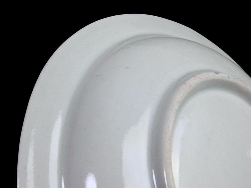 古伊万里　墨弾に雲龍　色絵　花に唐草の図　６寸皿　B130AS-DBc