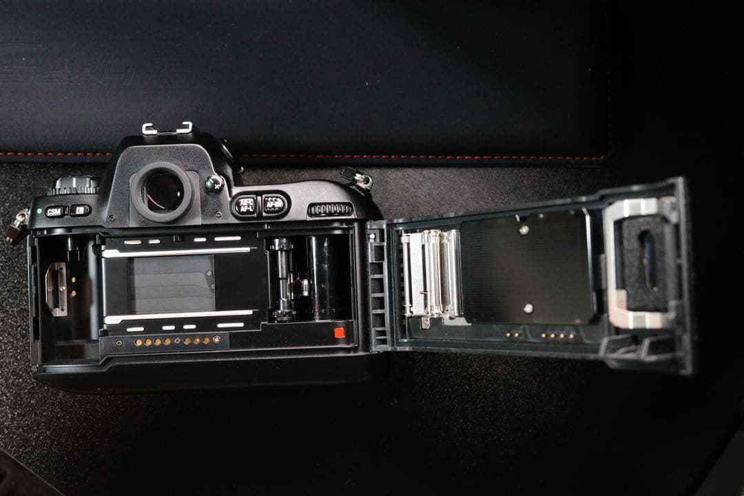 Nikon F100 フィルム一眼レフカメラ バッテリーグリップ付き