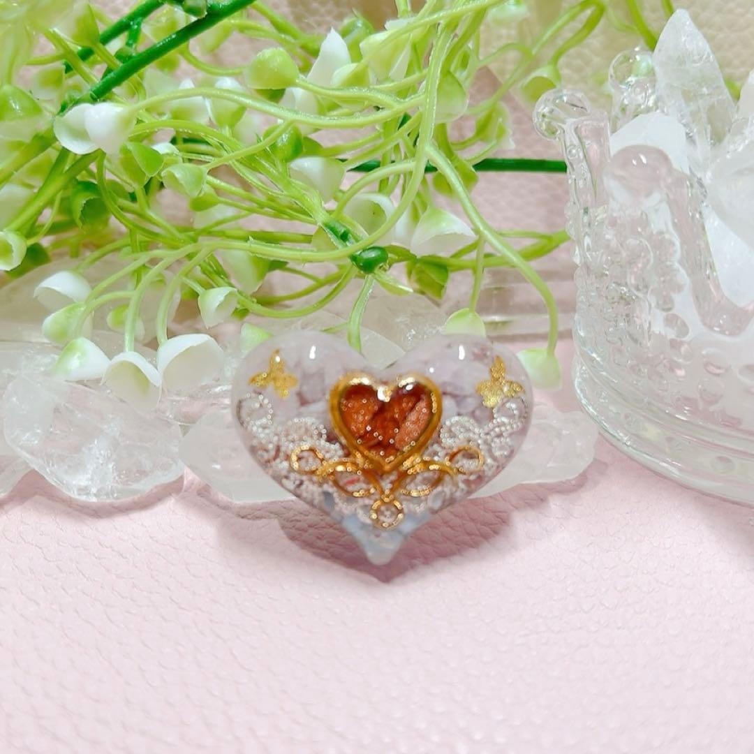 癒しのオルゴナイト❤️ミルキークンツァイト＋ラリマー＋ゴールドストーンのハート型♡