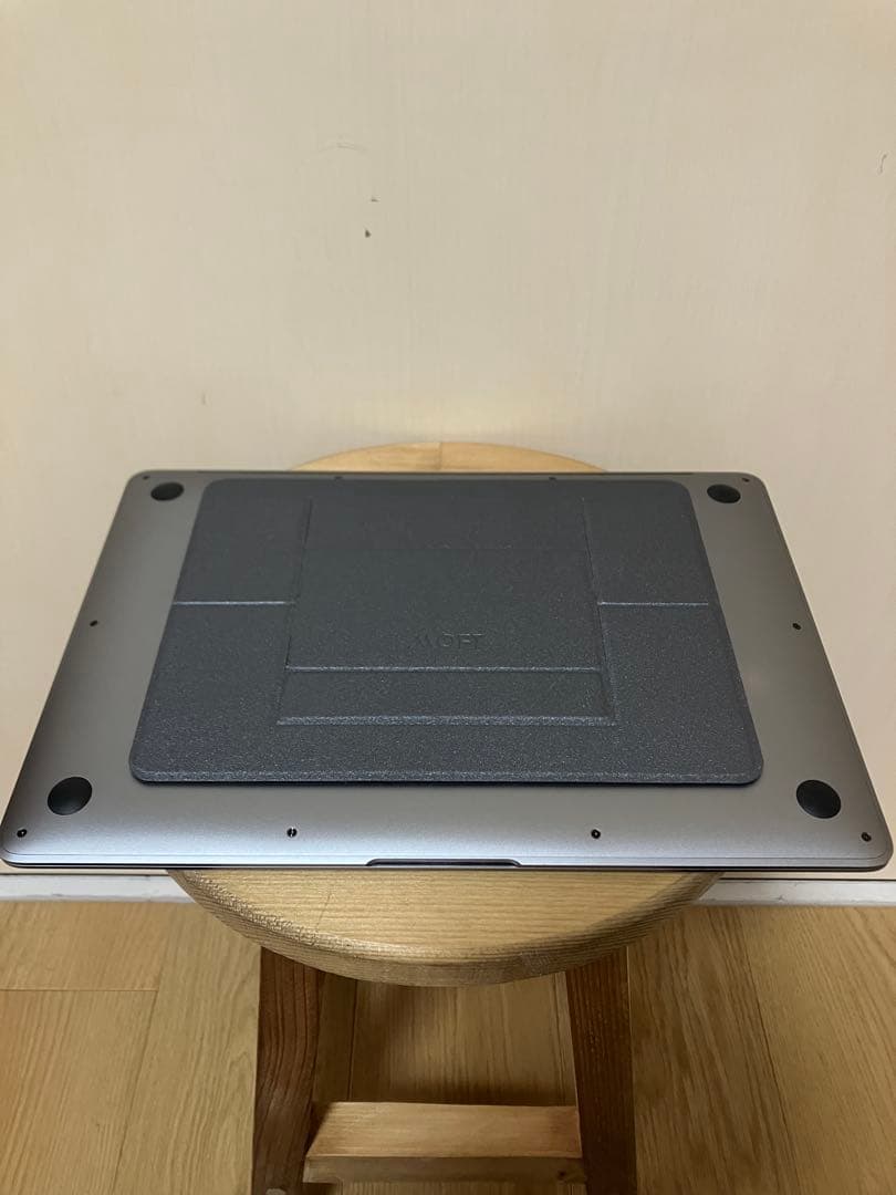 MacBook Air 2020 13インチ SSD 512GB 8GB RAM