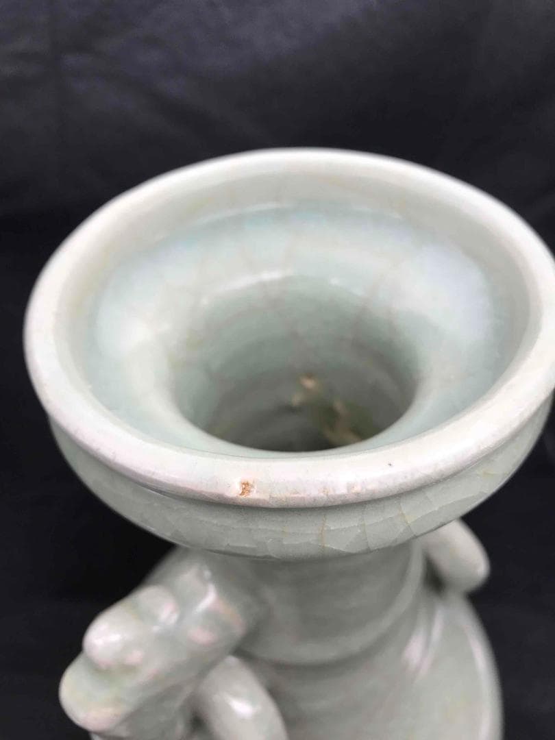 中国古玩　元時代　青磁　龍泉窯双耳瓶　旧家コレクション　蔵出し(A-35)