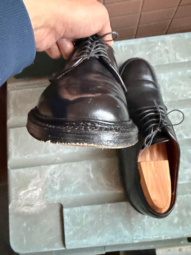 Alden ブラック ドレスシューズ