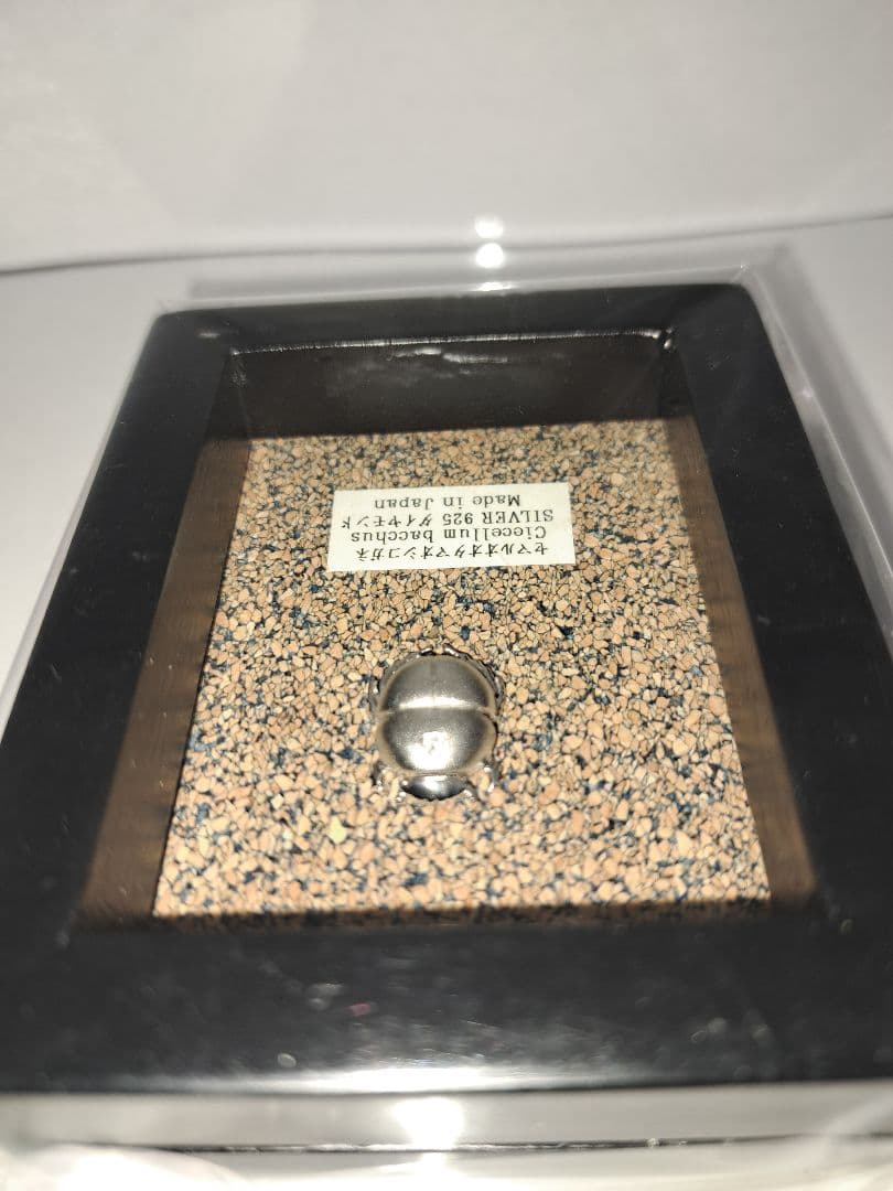 シルバー製　セマルオオタマオシコガネ　ピンバッジ　ピンブローチ　タイタック