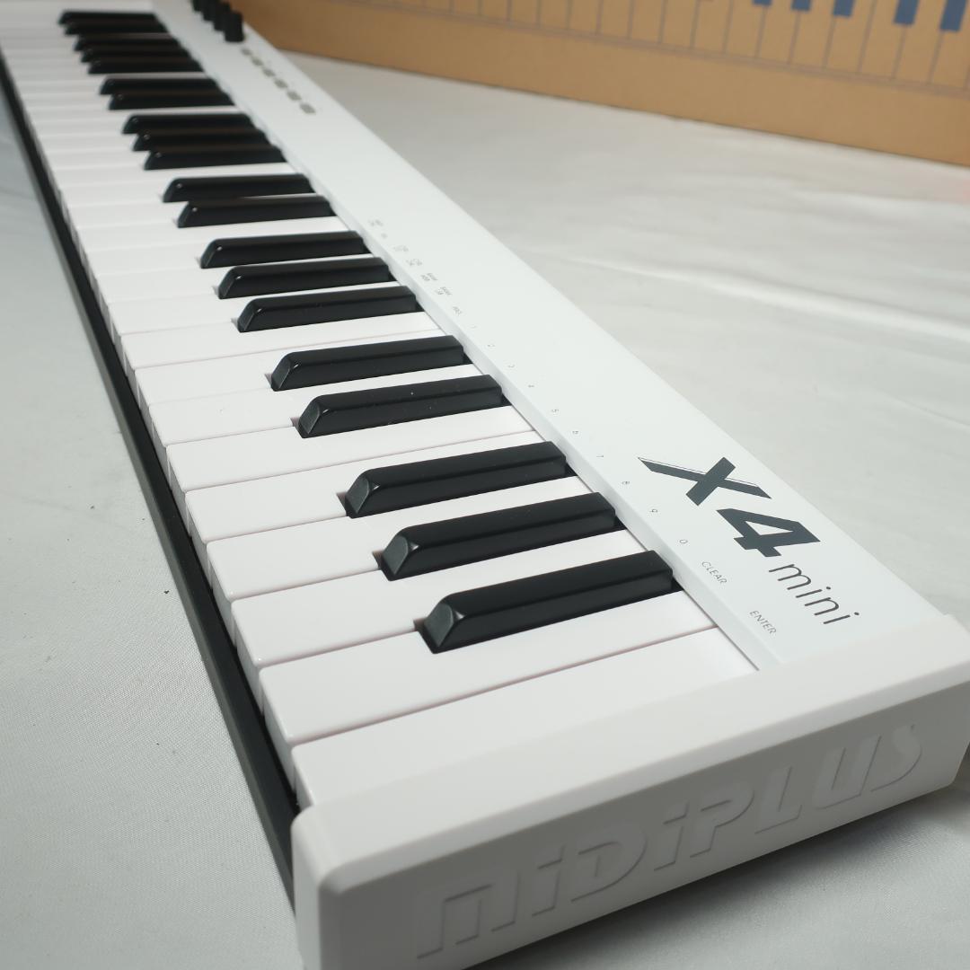 ほぼ未使用 MiDiPLUS X4mini MIDIキーボード 49鍵盤