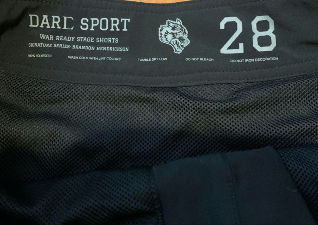 ダルクスポーツ　サーフパンツ