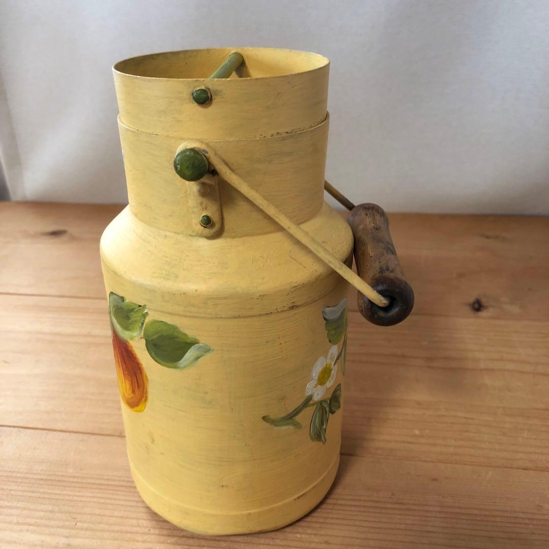 ペイントされた古いミルク缶　アンティーク　フランス　アート　一点物　no.183