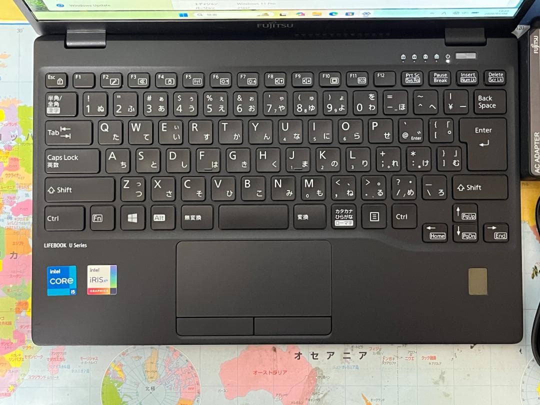極美品 富士通 LIFEBOOK U9311/F 13.3型 超軽量 ノートPC